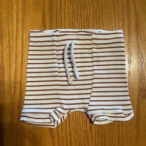 gently used, washed, and ready. have been inspected and show no sign of defects.